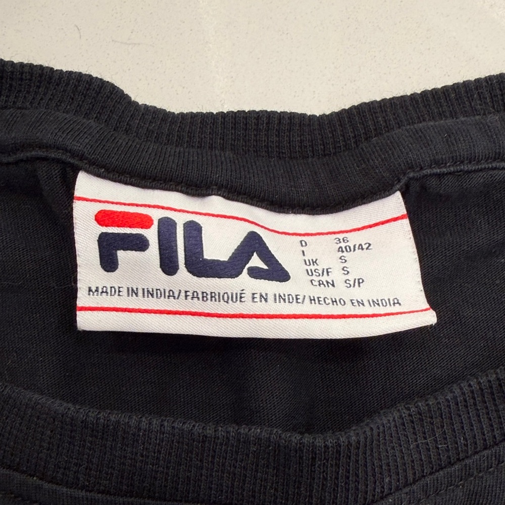 Fila Womens Black Crop Top Short Sleeve Multi Color Logo Graphic Tee Size S - Picture 4 of 5